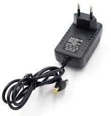 TRANSFORMADOR 5V-1A DC 3.5 X 1.35MM