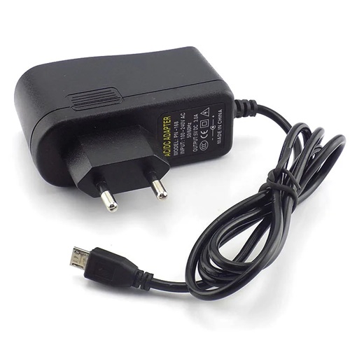 TRANSFORMADOR 5V 3A DC V8 ANDROID